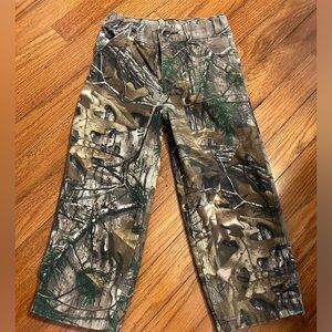 Carhartt camo pants size 3t